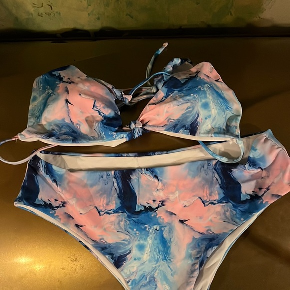 Tye Dye Bikini - Picture 1 of 4